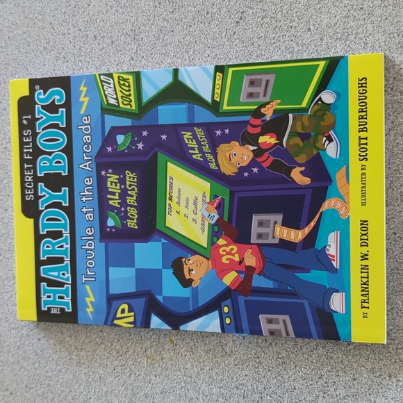 Hardy Boys secret files set of four boy books - Picture 2 of 5